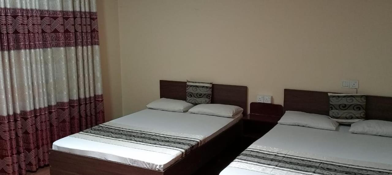 Thuvaraga Inn نوفارا إيلِيا المظهر الخارجي الصورة